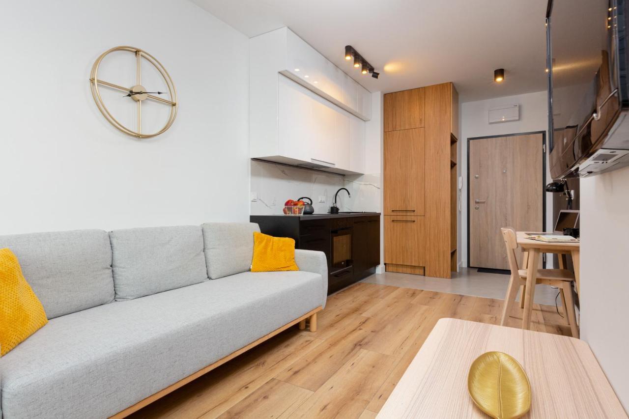 Atrium Promenada Apartments Goclaw By Noclegi Renters Varşovia Exterior foto